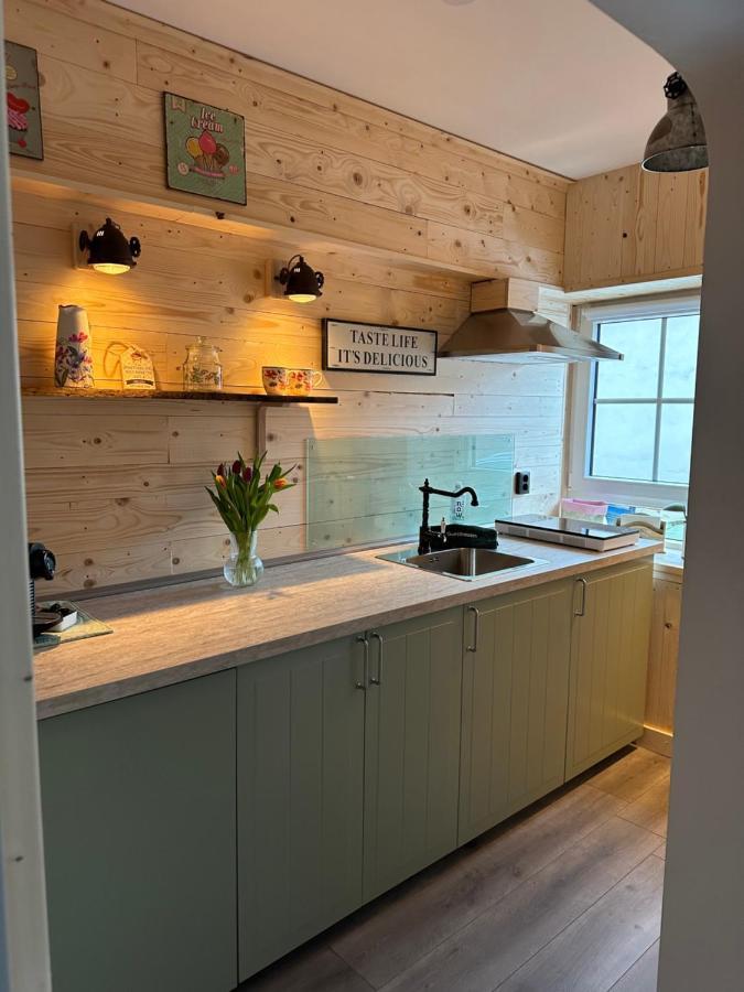 Rl Guesthouses Гейленкирхен Екстериор снимка